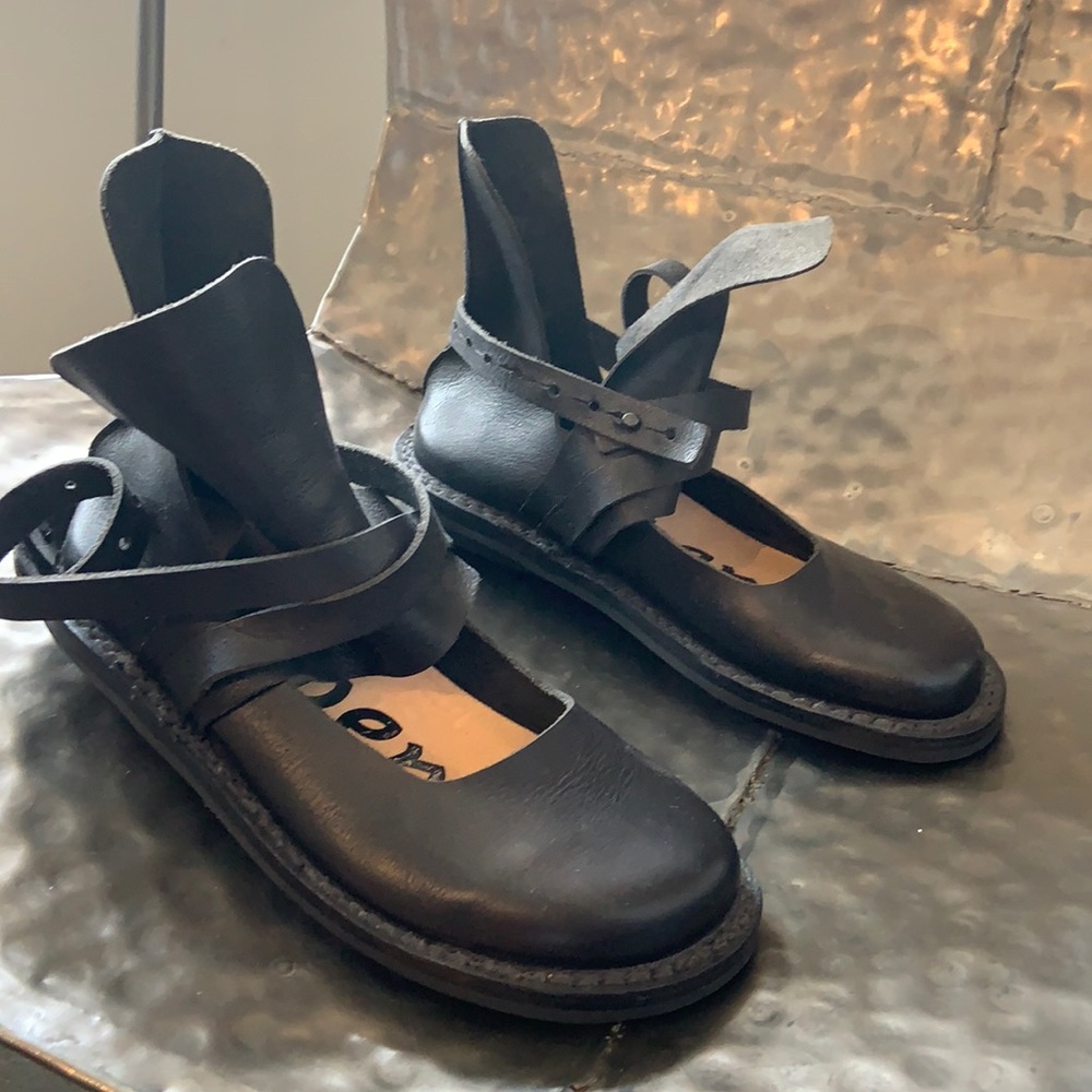 Black shoes